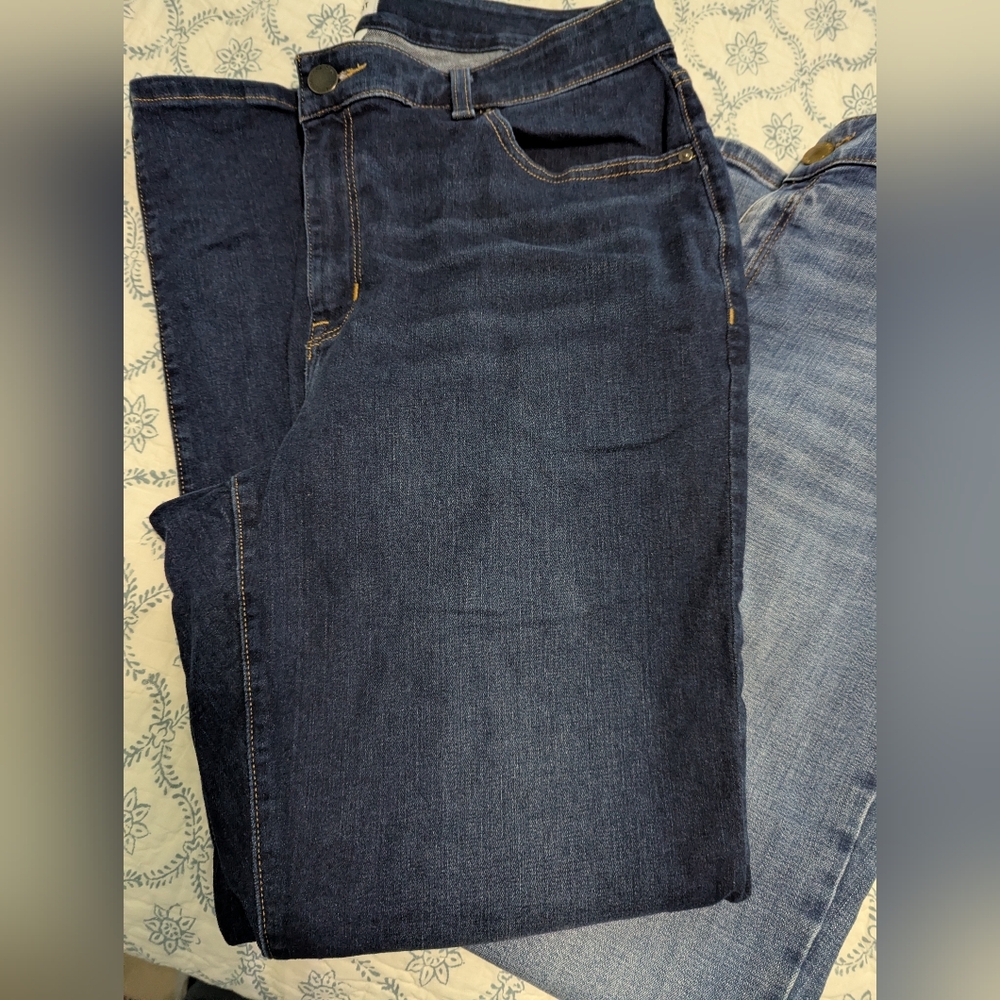 Lane Bryant Curvy Fit Stretch Jeans/2 Pair/Size 18 - Picture 6 of 7